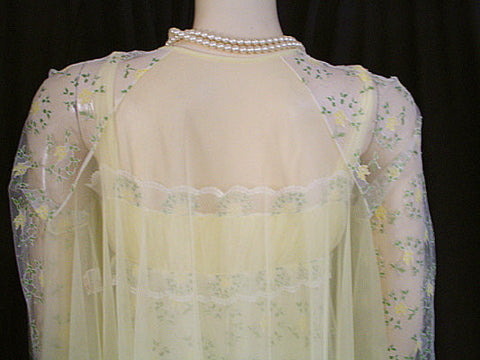 *VINTAGE RARE MERLE NORMAN TULLE & NYLON GRAND SWEEP PEIGNOIR & NIGHTGOWN SET IN LEMON & LIME - NEARLY 24-1/2 FOOT GRAND SWEEP!