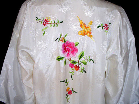 *VINTAGE GOLDEN BEE ORIENTAL ASIAN JACQUARD PEIGNOIR WITH EMBROIDERED BIRDS & FLOWERS