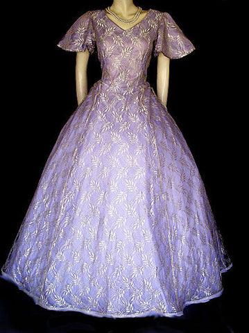 *VINTAGE FAIRY PRINCESS EVENING GOWN IN LAVENDER WITH SILVER LEAF LACE