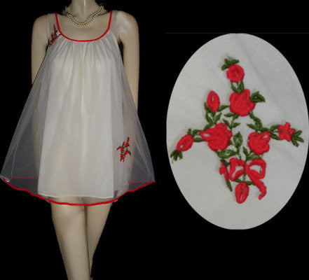 *VINTAGE BELINDA DOUBLE NYLON BABYDOLL SHORTY PAJAMAS WITH RED ROSES & BOW APPLIQUES
