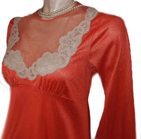 *BEAUTIFUL VINTAGE '70s GILEAD ECRU LACE ILLUSION NIGHTGOWN IN MANDARIN