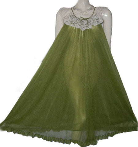 *VINTAGE ROVEL OF CALIFORNIA DOUBLE NYLON LACE PEIGNOIR & NIGHTGOWN SET IN SPANISH MOSS