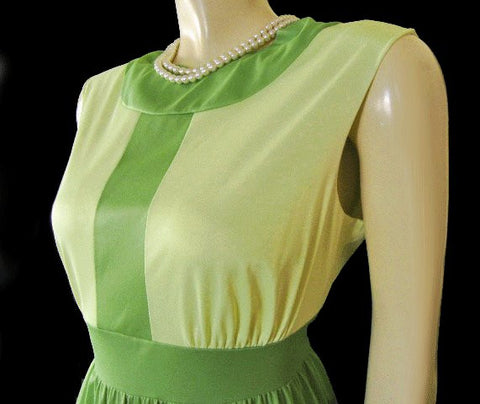 *VINTAGE VANITY FAIR ANTRON NYLON NIGHTGOWN IN LEMON LIME WITH A BEAUTIFUL OPEN BACK