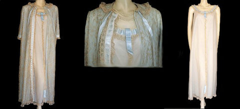 *VINTAGE VERY FANCY MATEJ FOR ODETTE BARSA BLUE & NUDE LACE PEIGNOIR & NIGHTGOWN SET