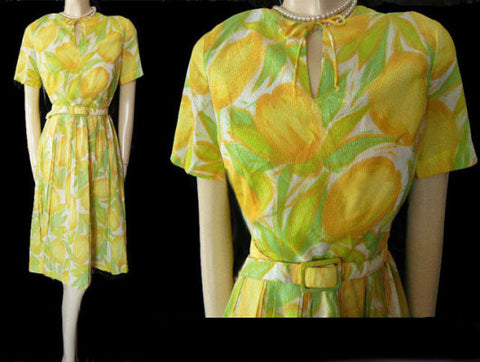 *VINTAGE 50s / '60s YELLOW & GREEN TULIPS NOVELTY DRESS ADORNED WITH METAL ZIPPER