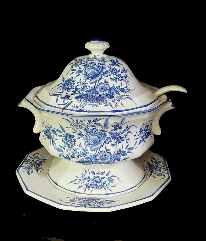 *VINTAGE ELEGANT FRENCH COUNTRY BLUE TOILE 4-PIECE SOUP TUREEN, LID UNDER PLATE & LADLE