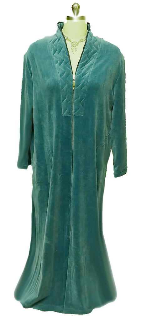 NEW - DIAMOND TEA LUXURIOUS ZIP UP FRONT COTTON/ POLY VELOUR ROBE IN JADE - SIZE LARGE- ONLY 1 IN STOCK IN THIS SIZE & COLOR- WOULD MAKE A WONDERFUL CHRISTMAS GIFT!
