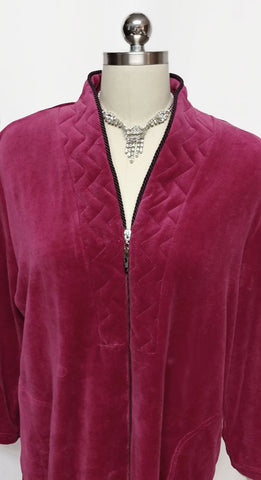 *NEW - DIAMOND TEA LUXURIOUS ZIP UP FRONT COTTON BLEND VELOUR ROBE IN RASPBERRY - SIZE LARGE- ONLY 1 IN STOCK IN THIS SIZE & COLOR - WOULD MAKE A WONDERFUL CHRISTMAS GIFT