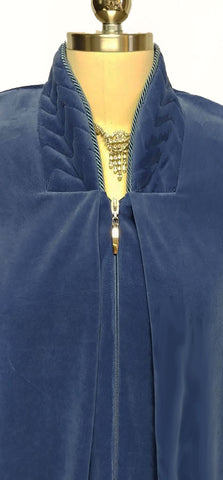 NEW - DIAMOND TEA LUXURIOUS ZIP UP PLEATED FRONT COTTON POLY VELOUR ROBE IN INDIGO- SIZE SMALL- ONLY 1 IN STOCK IN THIS SIZE & COLOR - WOULD MAKE A WONDERFUL CHRISTMAS GIFT!