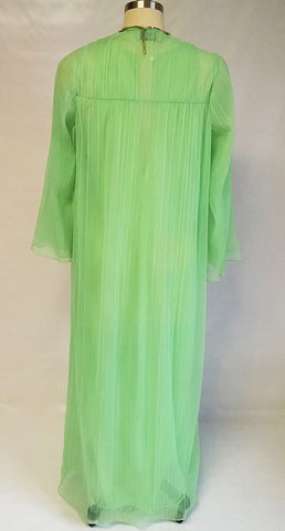*VINTAGE 1970s DONALD BROOKS PLEATED PEIGNOIR & NIGHTGOWN SET IN LUSCIOUS LIME