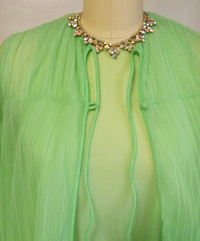 *VINTAGE 1970s DONALD BROOKS PLEATED PEIGNOIR & NIGHTGOWN SET IN LUSCIOUS LIME