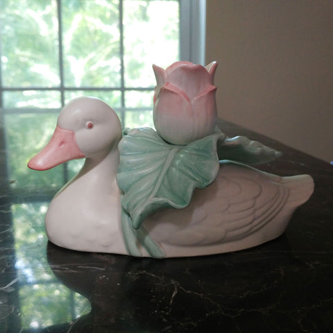 VINTAGE '80s FITZ & FLOYD PORCELAIN WHITE DUCK CANDLE HOLDERS WITH PINK & GREEN TULIPS & LEAVES