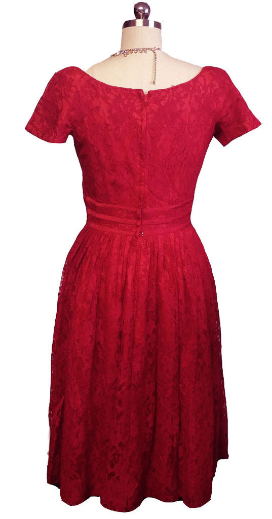 VINTAGE 1960s GIGI YOUNG SCARLET LACE COCKTAIL PARTY DRESS WITH METAL Vintage Clothing & Fashions | Midnight Glamour VINTAGE 1960s GIGI YOUNG SCARLET LACE COCKTAIL PARTY DRESS WITH METAL Vintage Clothing & Fashions | Midnight Glamour