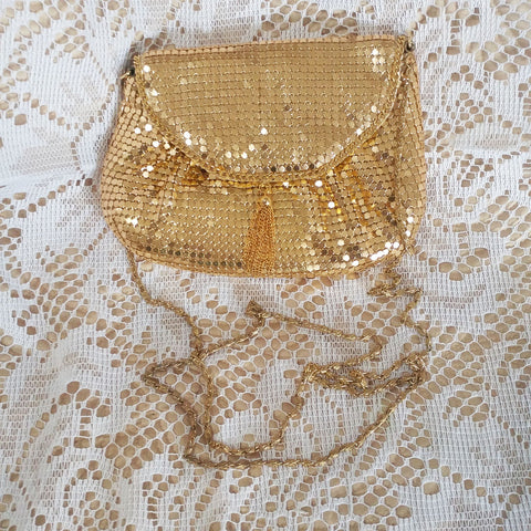 * VINTAGE GOLD MESH EVENING PURSE WITH CHAIN TASSEL - JUST BEAUTIFUL!