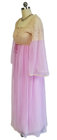 *VINTAGE INTIME DOUBLE NYLON & LACE PLEATED LACE PEIGNOIR & NIGHTGOWN SET IN JUNGLE ORCHID