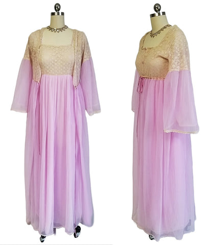 *VINTAGE INTIME DOUBLE NYLON & LACE PLEATED LACE PEIGNOIR & NIGHTGOWN SET IN JUNGLE ORCHID