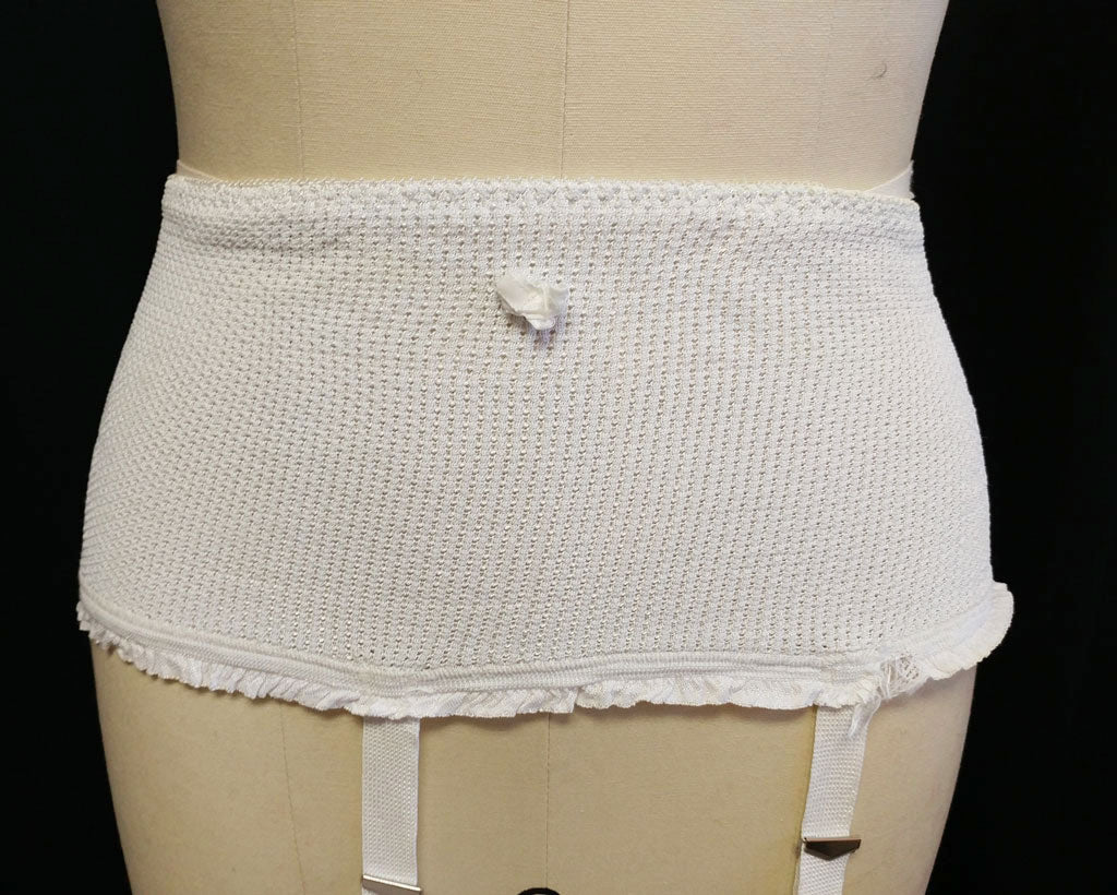 VINTAGE '50s MESH RUFFLE GIRDLE WITH RUBBER TIPS & METAL GARTERS Vintage Clothing & Fashions | Midnight Glamour VINTAGE '50s MESH RUFFLE GIRDLE WITH RUBBER TIPS & METAL GARTERS Vintage Clothing & Fashions | Midnight Glamour