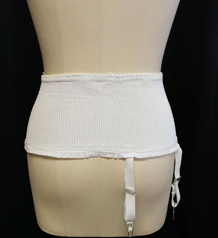 VINTAGE '50s MESH RUFFLE GIRDLE WITH RUBBER TIPS & METAL GARTERS
