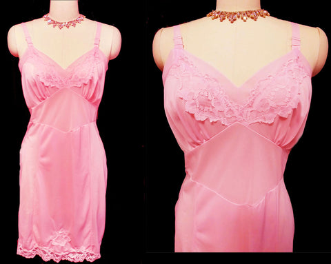 *VINTAGE '60s MOVIE STAR LACE SLIP IN BUBBLE GUM PINK