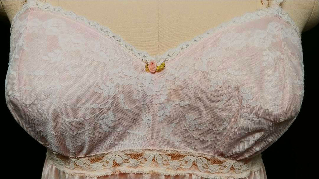 VINTAGE OLGA SLEEPING PRETTY LIGHTLY PADDED LACE BRA NIGHTGOWN IN P –  Vintage Clothing & Fashions