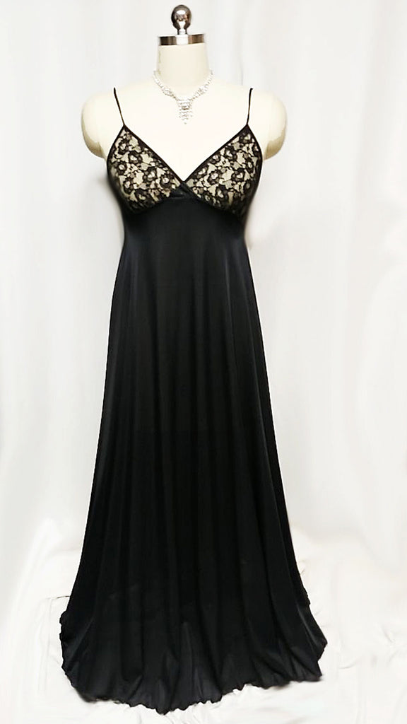 https://midnightglamour.com/cdn/shop/products/OLGA-STYLE-9690-BLACK2-LACE-GOWN-RAVEN_e6af575e-1c99-4a07-bb23-6e51be3a0f8d_1024x1024.jpg?v=1571864776