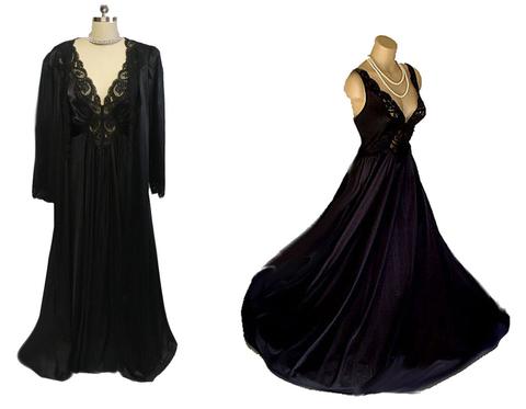 *SOPHISTICATED VINTAGE GRAND SWEEP LACE OLGA SPANDEX LACE PEIGNOIR & GRAND SWEEP NIGHTGOWN SET IN VELVET NIGHT