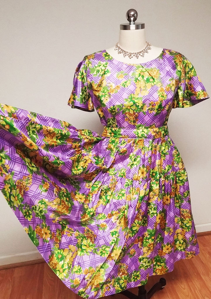 VINTAGE '50s PURPLE & GREEN LATTICE SATINY METAL ZIPPER DRESS  Vintage  Clothing & Fashions | Midnight Glamour