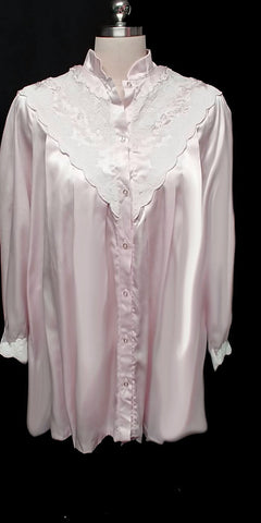 *VINTAGE SARA BETH BRIDAL GLEAMING SATIN POET'S SHIRT NIGHTGOWN WITH EXQUISITE LACE & EMBROIDERY