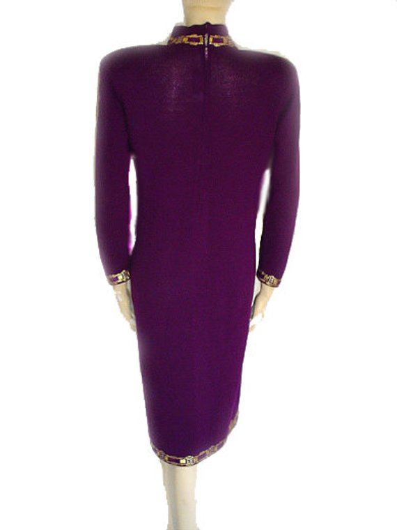 VINTAGE ST. JOHN EVENING SANTANA KNIT ADORNED WITH SPARKLING PAILETTES – Vintage Clothing & Fashions VINTAGE ST. JOHN EVENING SANTANA KNIT ADORNED WITH SPARKLING PAILETTES – Vintage Clothing & Fashions