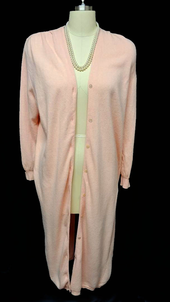 *BEAUTIFUL UNITED COLORS OF BENETTON MADE IN ITALY PINK SWEATER ROBE