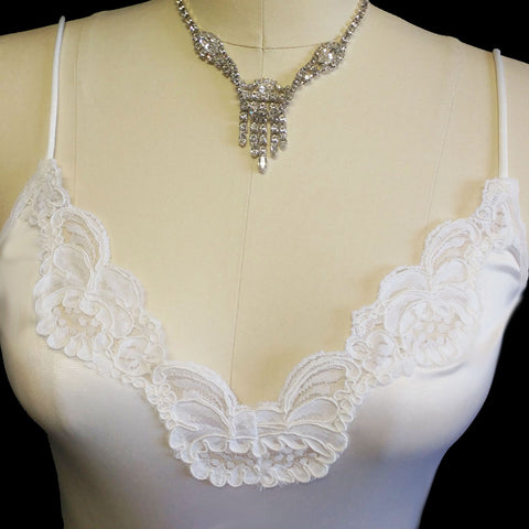 *VINTAGE BRIDAL WEDDING NIGHT VAL MODE PEIGNOIR & NIGHTGOWN SET ADORNED WITH LACE APPLIQUES - NEW WITH TAG