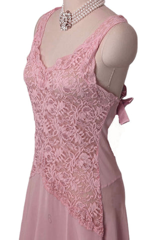 * VINTAGE VICTORIAS SECRET STRAWBERRY ICE CREAM LACE NIGHTGOWN WITH SATIN BOWS - ABSOLUTELY GORGEOUS BACK WITH BOWS