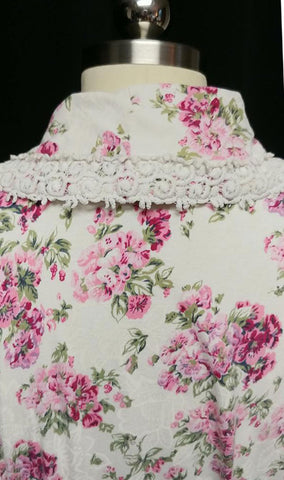 *VINTAGE VICTORIA'S SECRET COUNTRY GIRL TURKISH COTTON ROBE ADORNED WITH PINK & MAGENTA FLOWERS